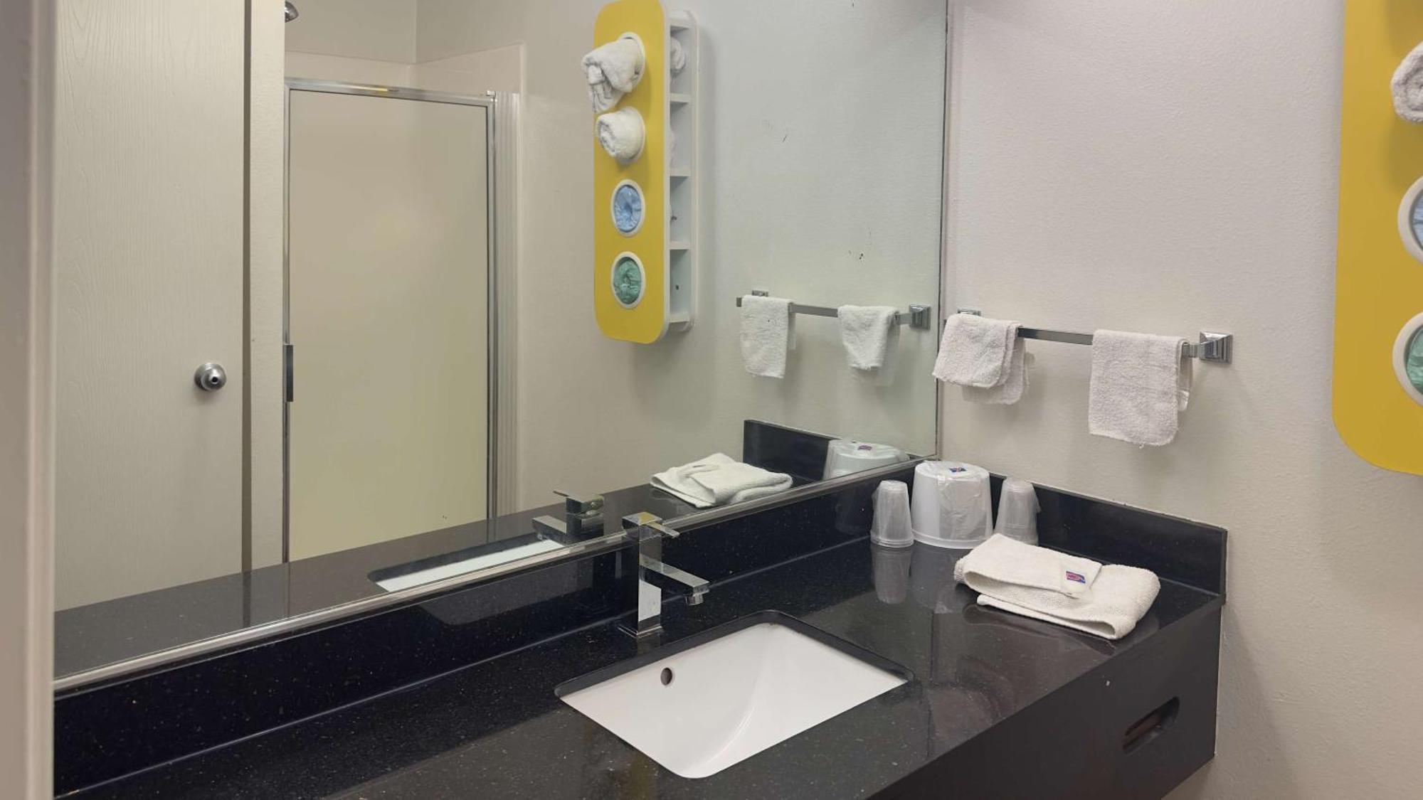 Motel 6-Waterloo, Ia Экстерьер фото