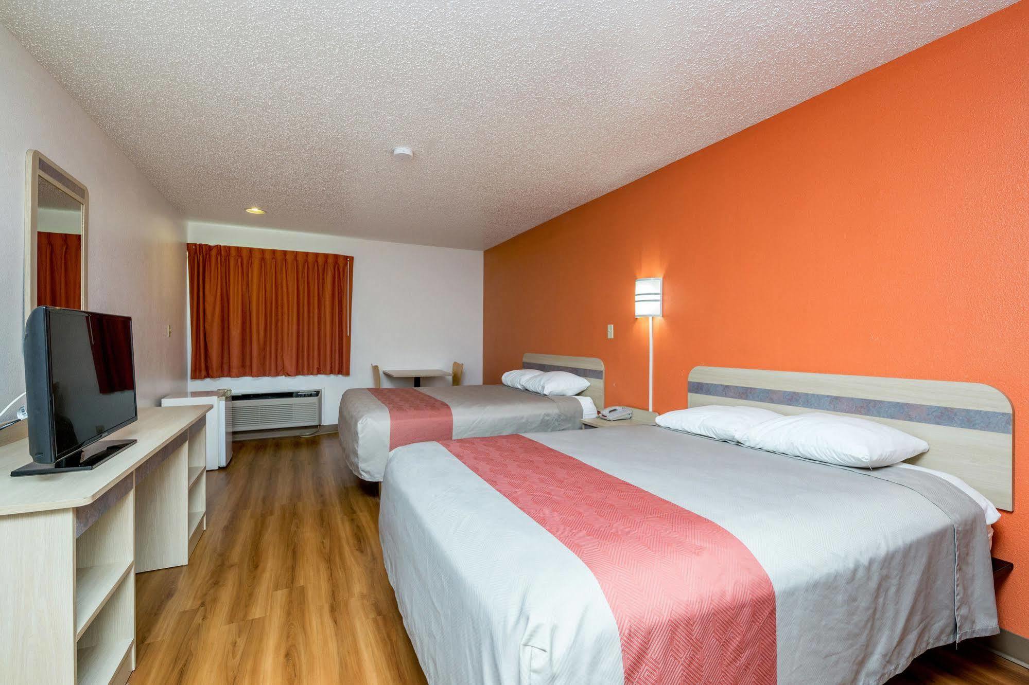 Motel 6-Waterloo, Ia Экстерьер фото
