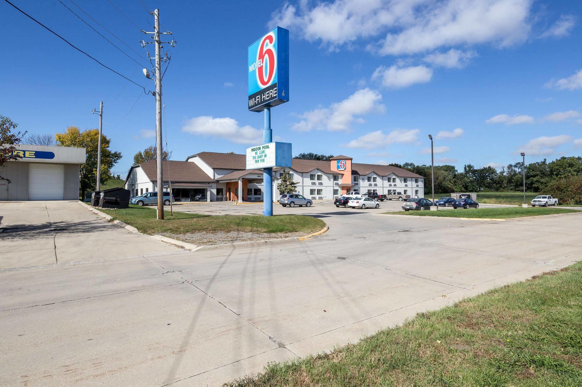 Motel 6-Waterloo, Ia Экстерьер фото